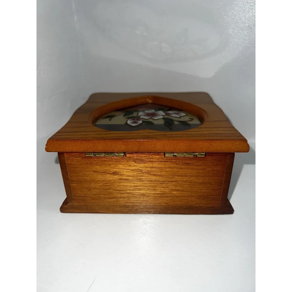Vintage 1990's Ladies Jewelry Box Oak Finish Stained Glass Lid Kmart NEW IN BOX!
